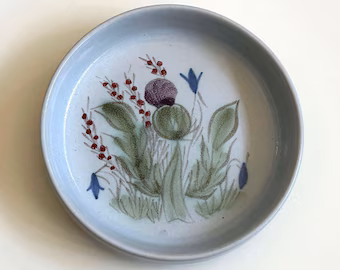 Thistleware glaze detail